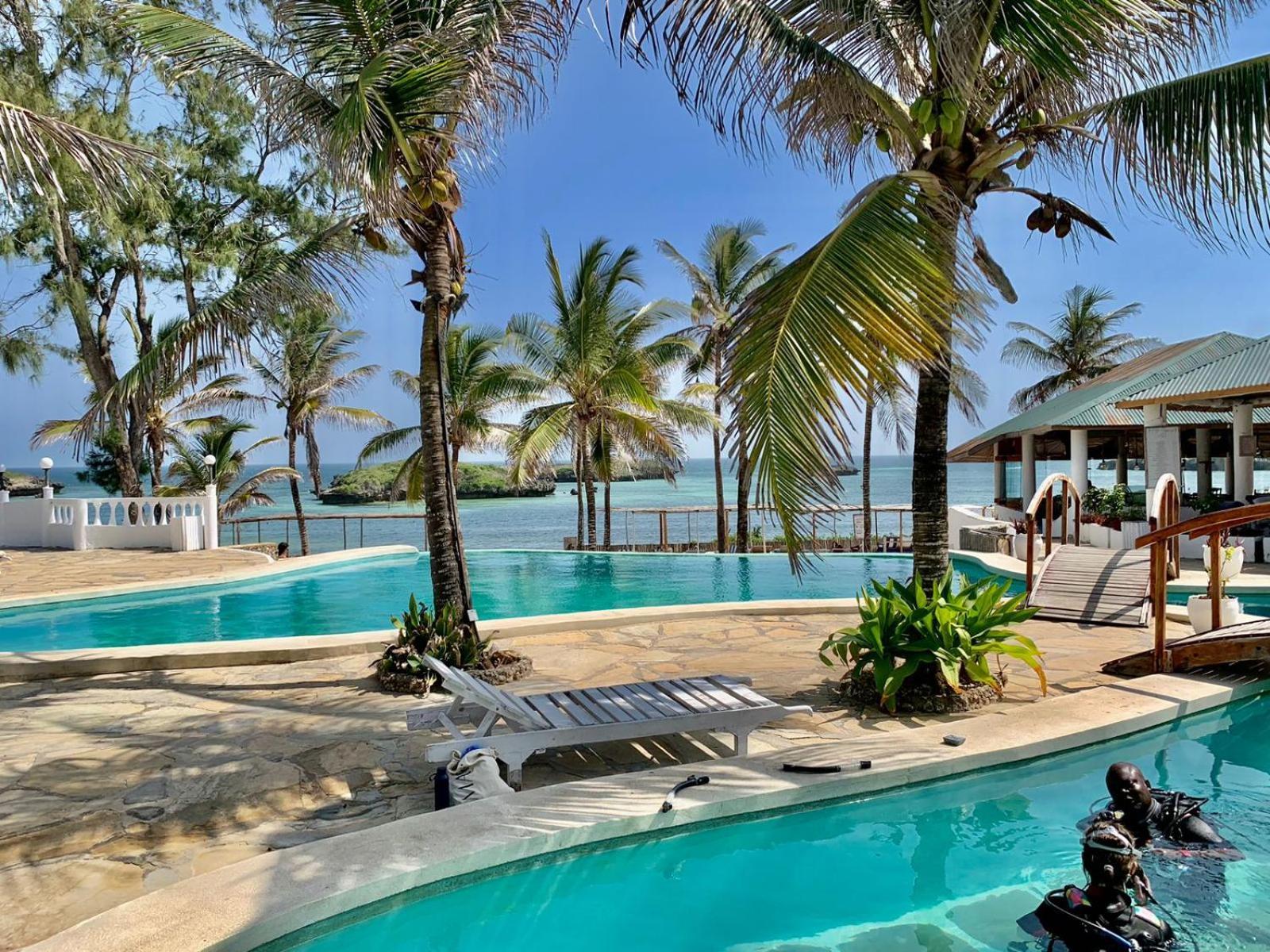 Lily Palm Resort Watamu Bagian luar foto