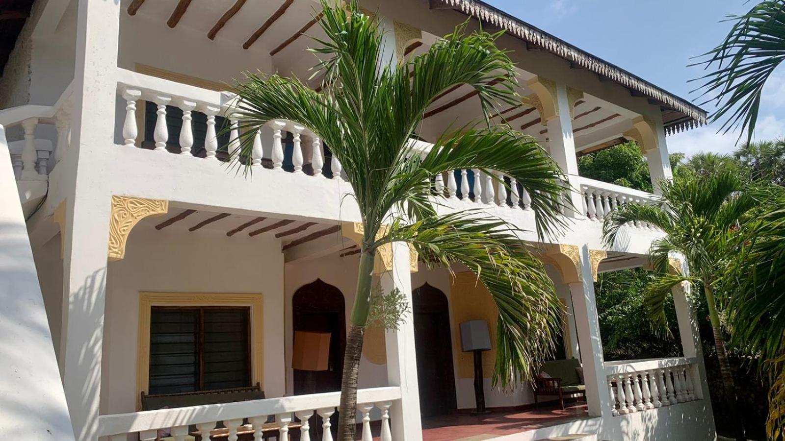 Lily Palm Resort Watamu Bagian luar foto