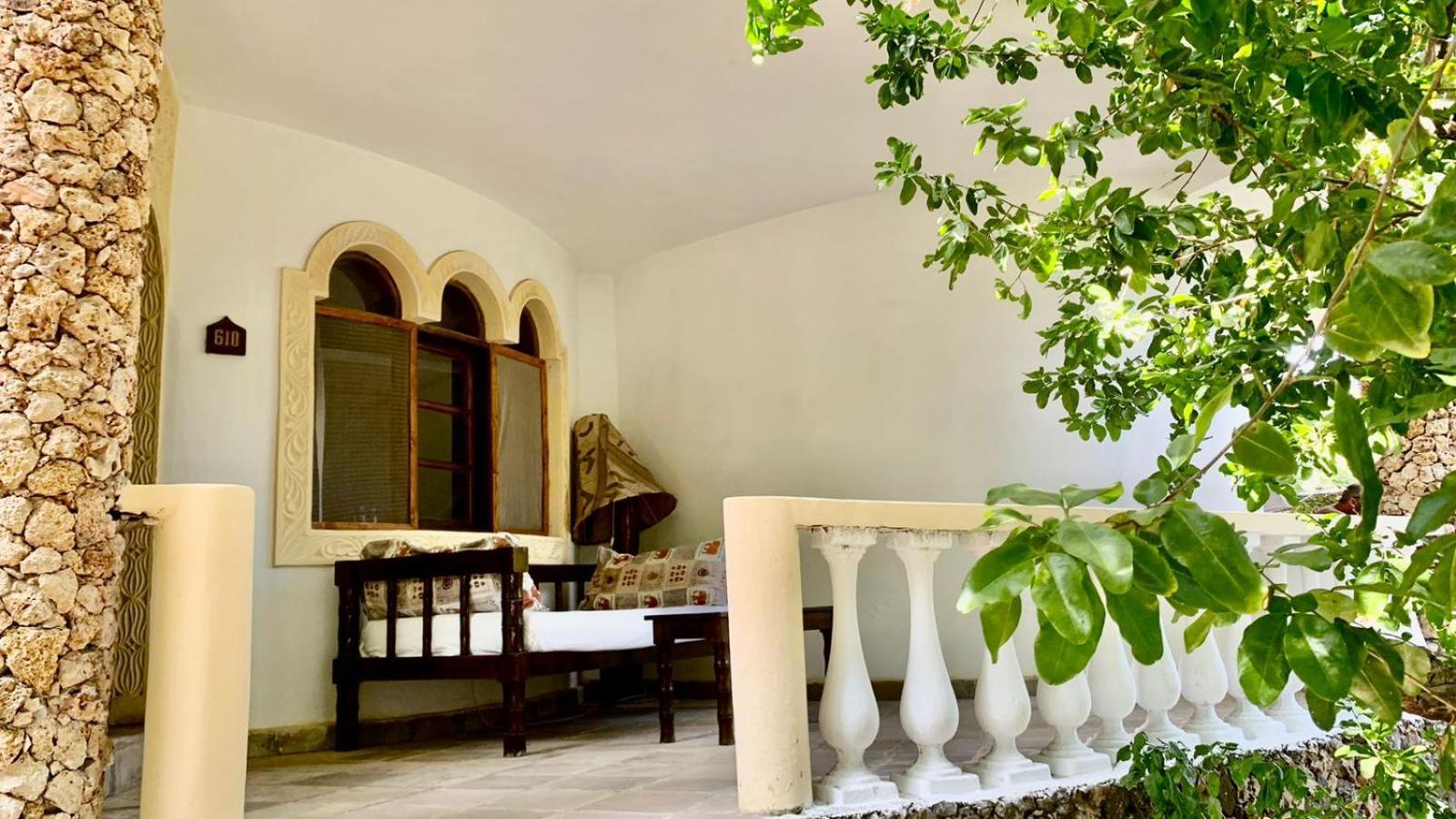 Lily Palm Resort Watamu Bagian luar foto
